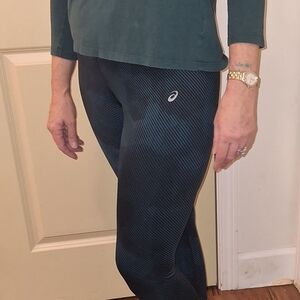 Medium ASICS Black and Blue Leggings